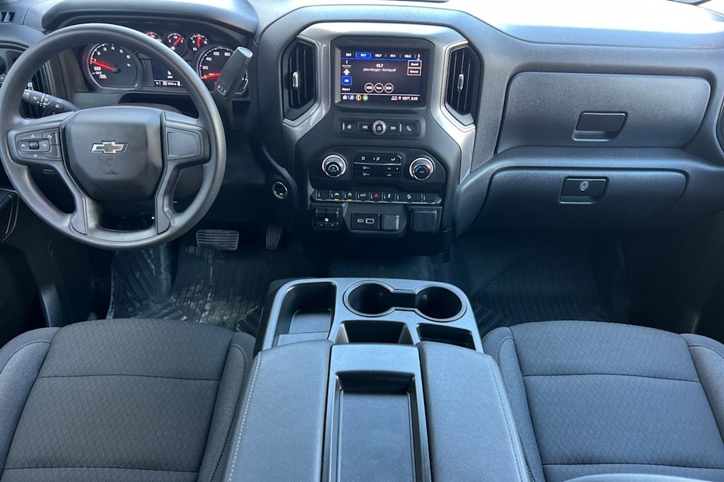 Thumbnail: 2025 Chevrolet Silverado 1500 - 2