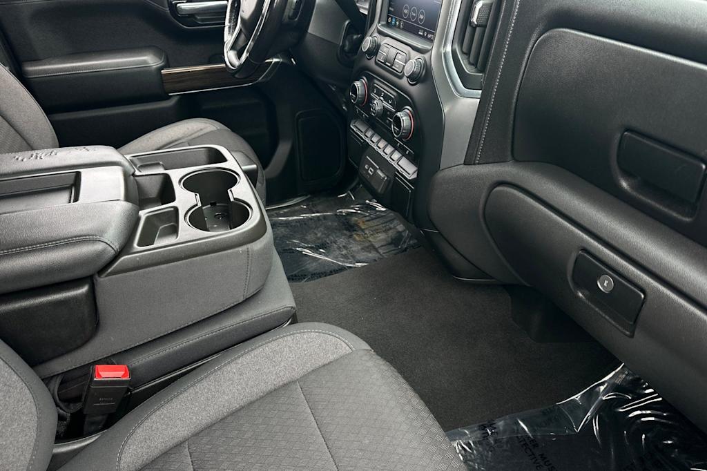 Thumbnail: 2020 Chevrolet Silverado 1500 - 13