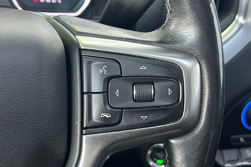 Thumbnail: 2020 Chevrolet Silverado 1500 - 30
