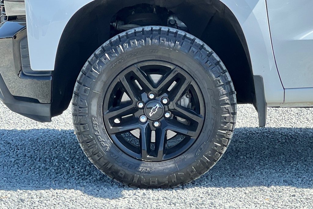 Thumbnail: 2020 Chevrolet Silverado 1500 - 8
