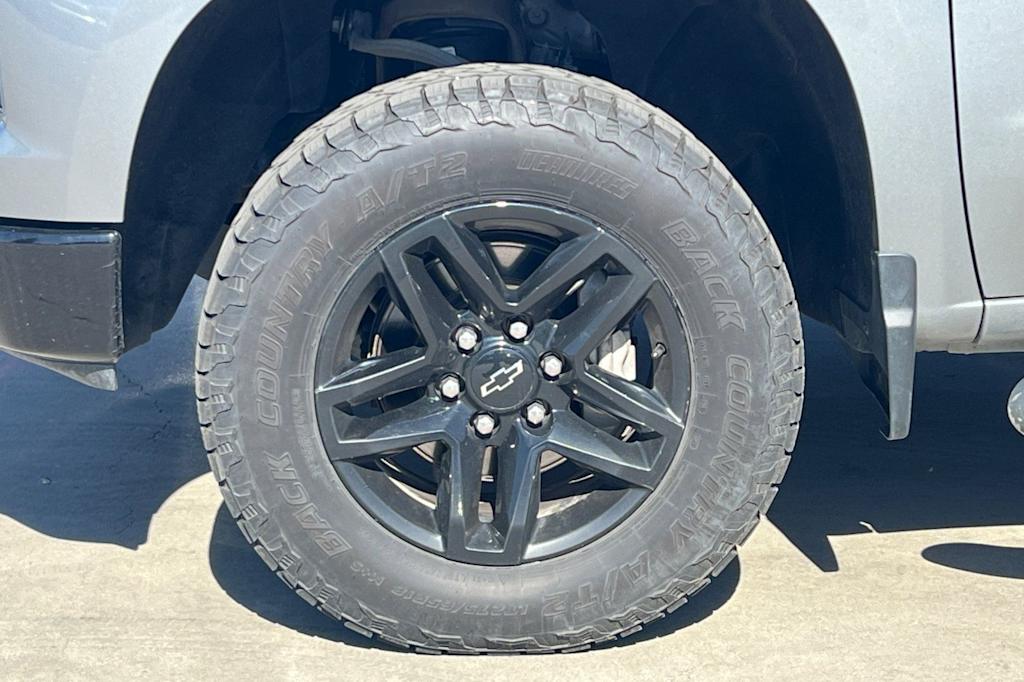 Thumbnail: 2024 Chevrolet Silverado 1500 - 8