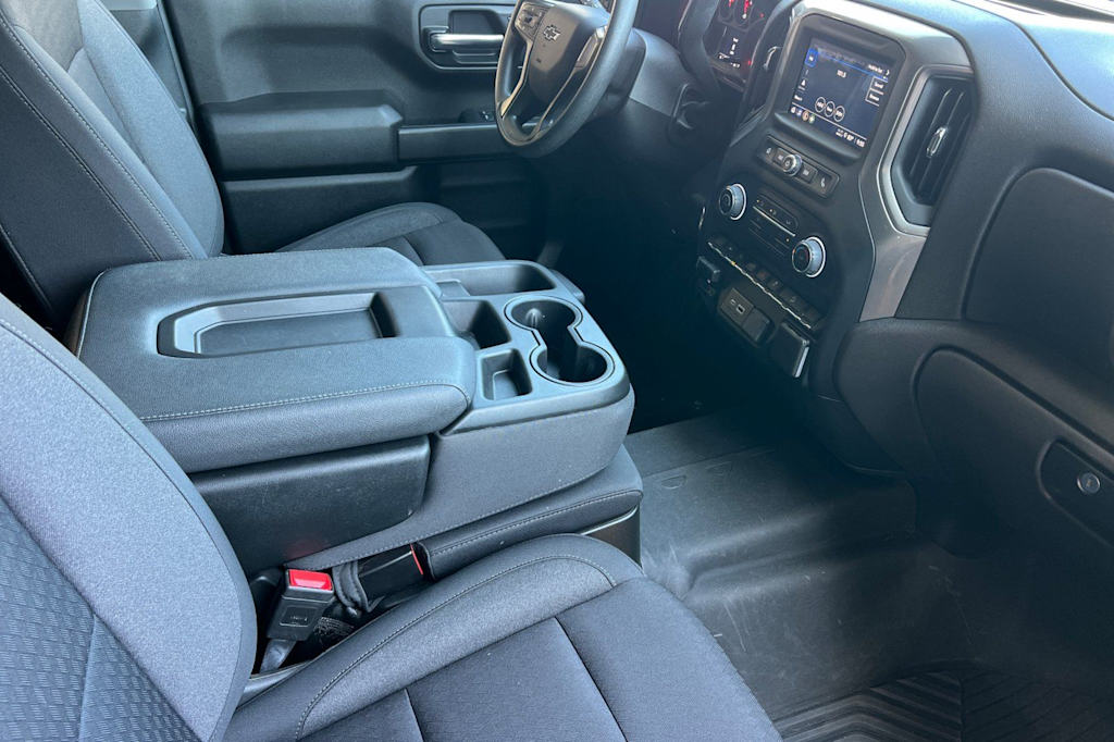 Thumbnail: 2024 Chevrolet Silverado 1500 - 10