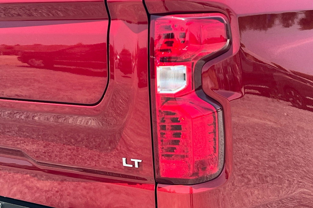 Thumbnail: 2024 Chevrolet Silverado 1500 - 23