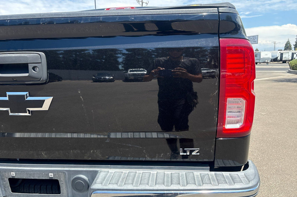 Thumbnail: 2016 Chevrolet Silverado 1500 - 19