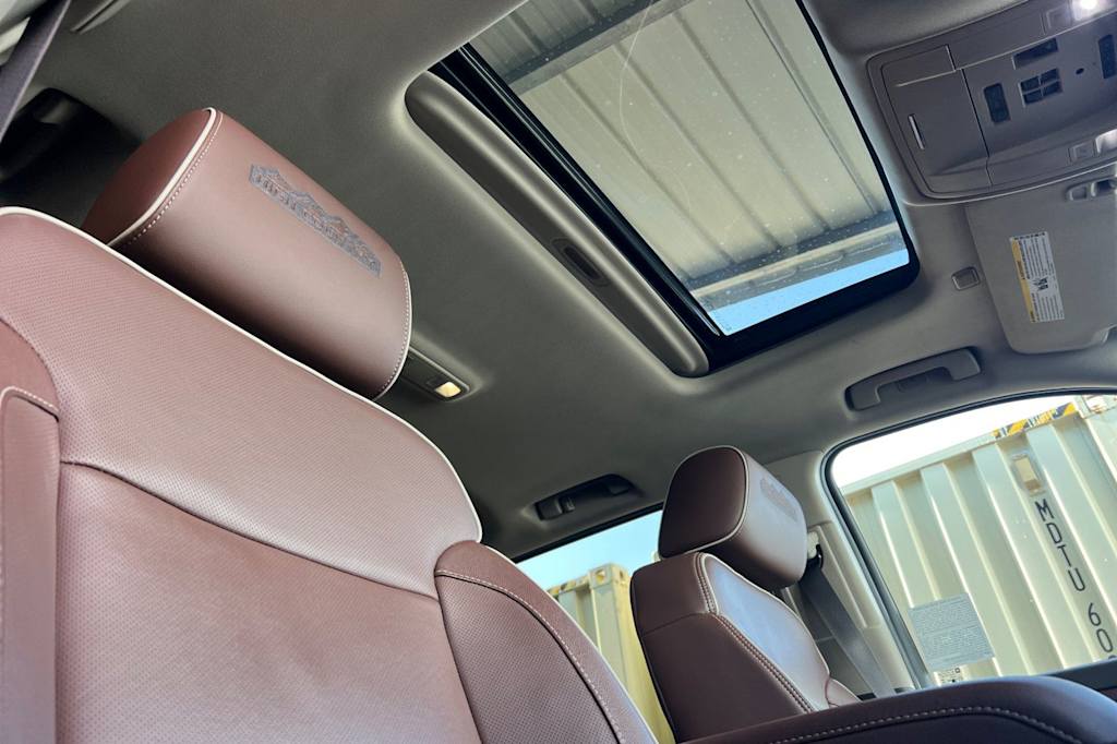 Thumbnail: 2015 Chevrolet Silverado 1500 - 22
