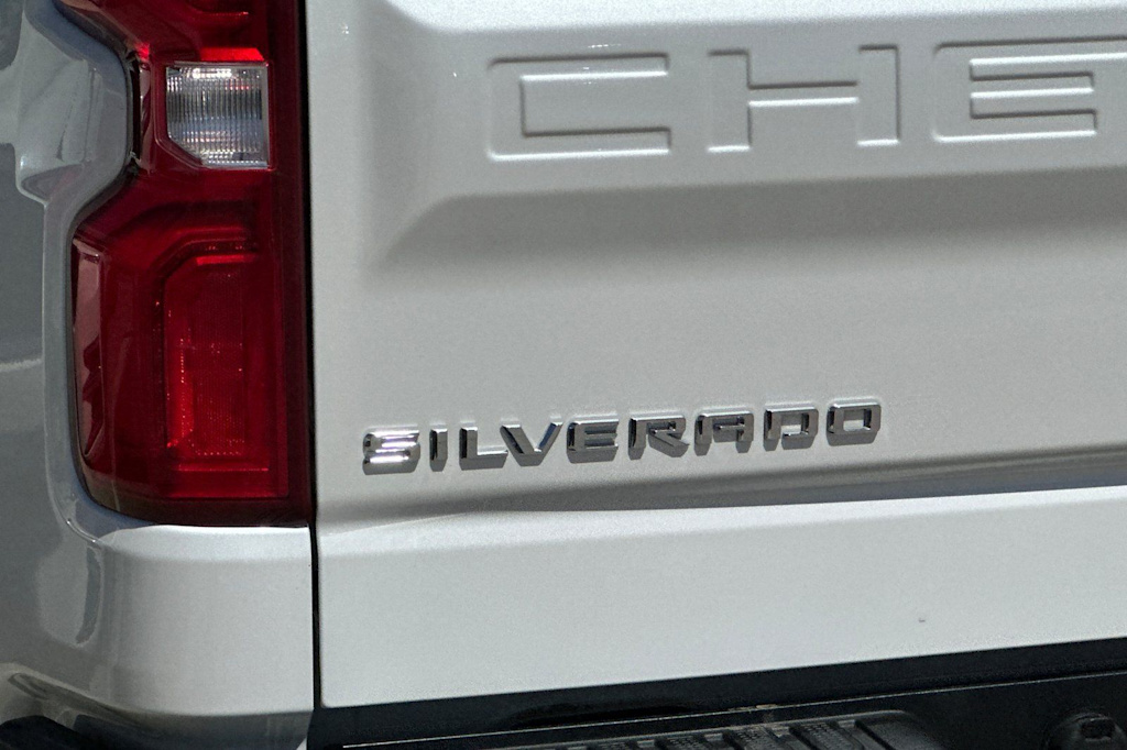 Thumbnail: 2021 Chevrolet Silverado 1500 - 35