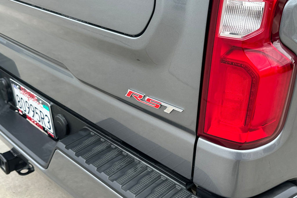 Thumbnail: 2021 Chevrolet Silverado 1500 - 23