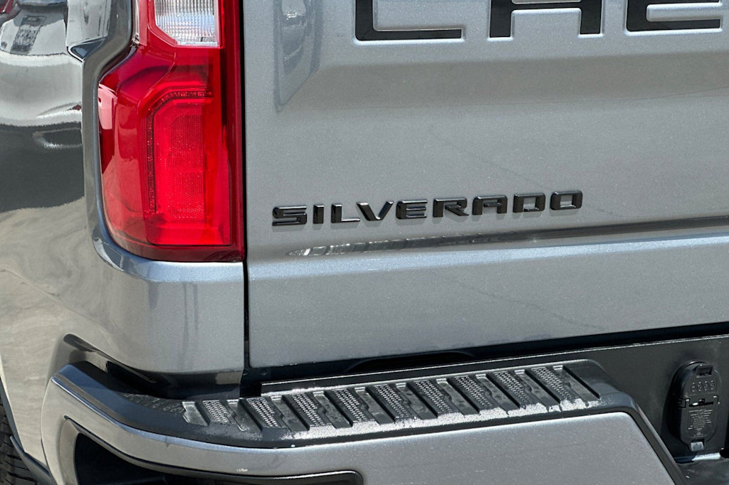 Thumbnail: 2021 Chevrolet Silverado 1500 - 35