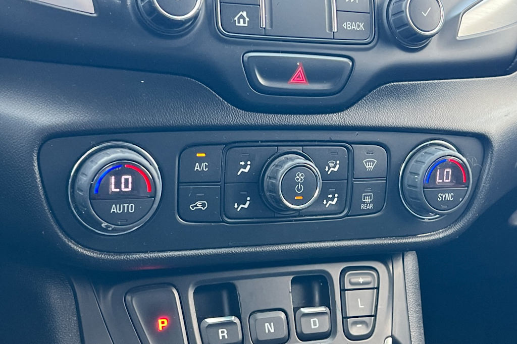 Thumbnail: 2019 GMC Terrain - 26