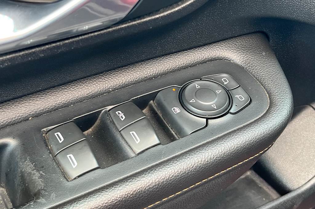 Thumbnail: 2019 GMC Terrain - 24