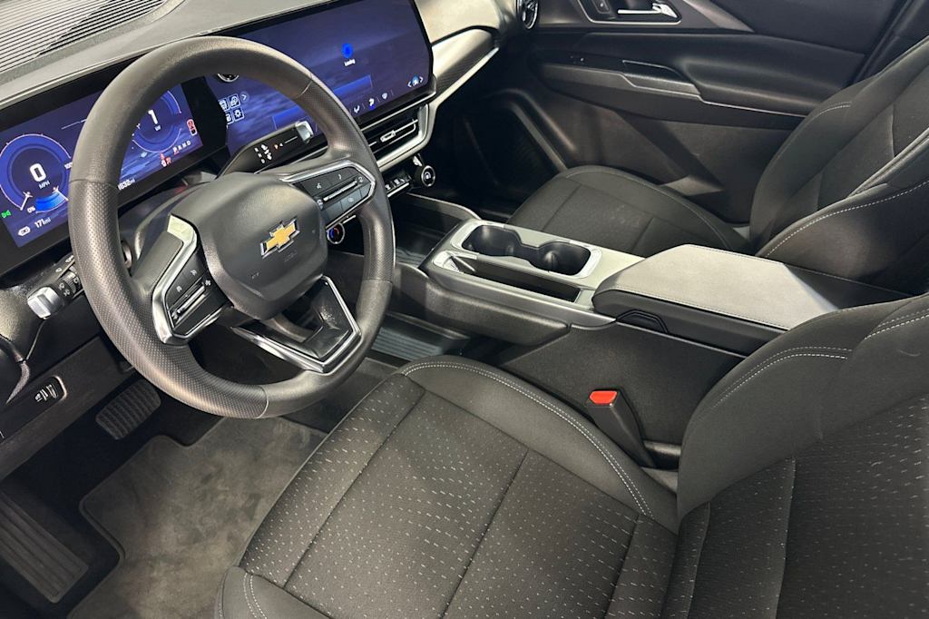 Thumbnail: 2025 Chevrolet Equinox - 9