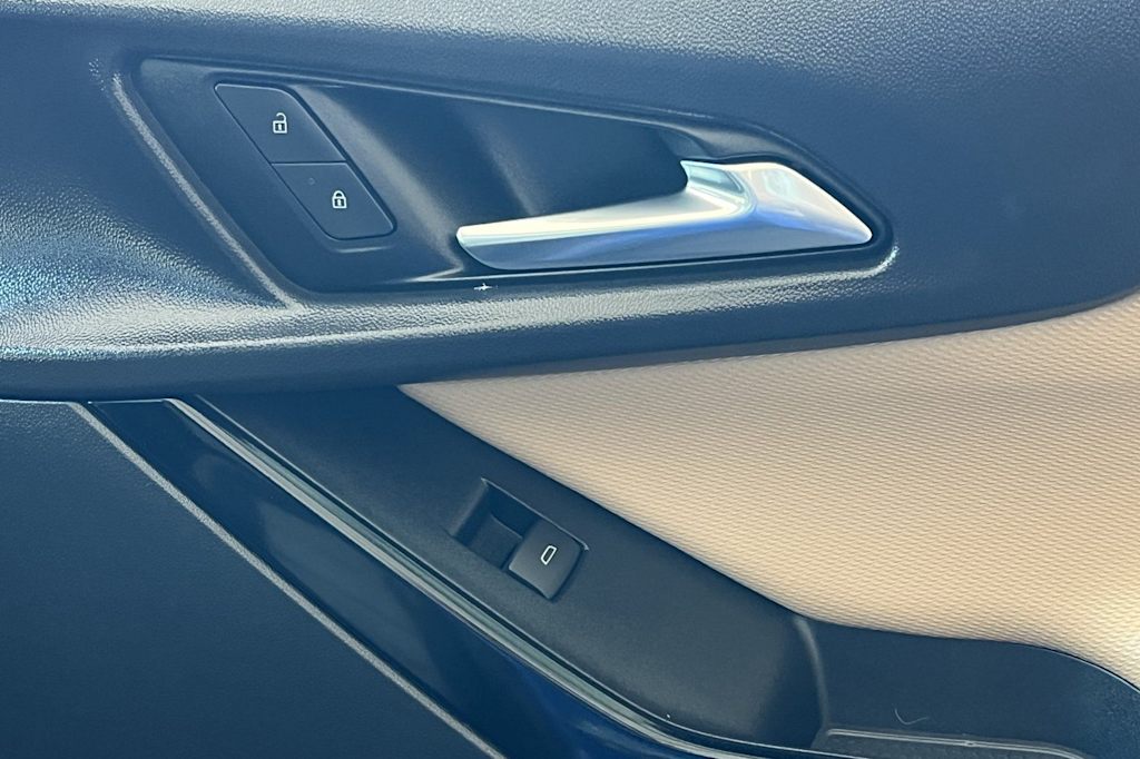 Thumbnail: 2025 Chevrolet Equinox - 26