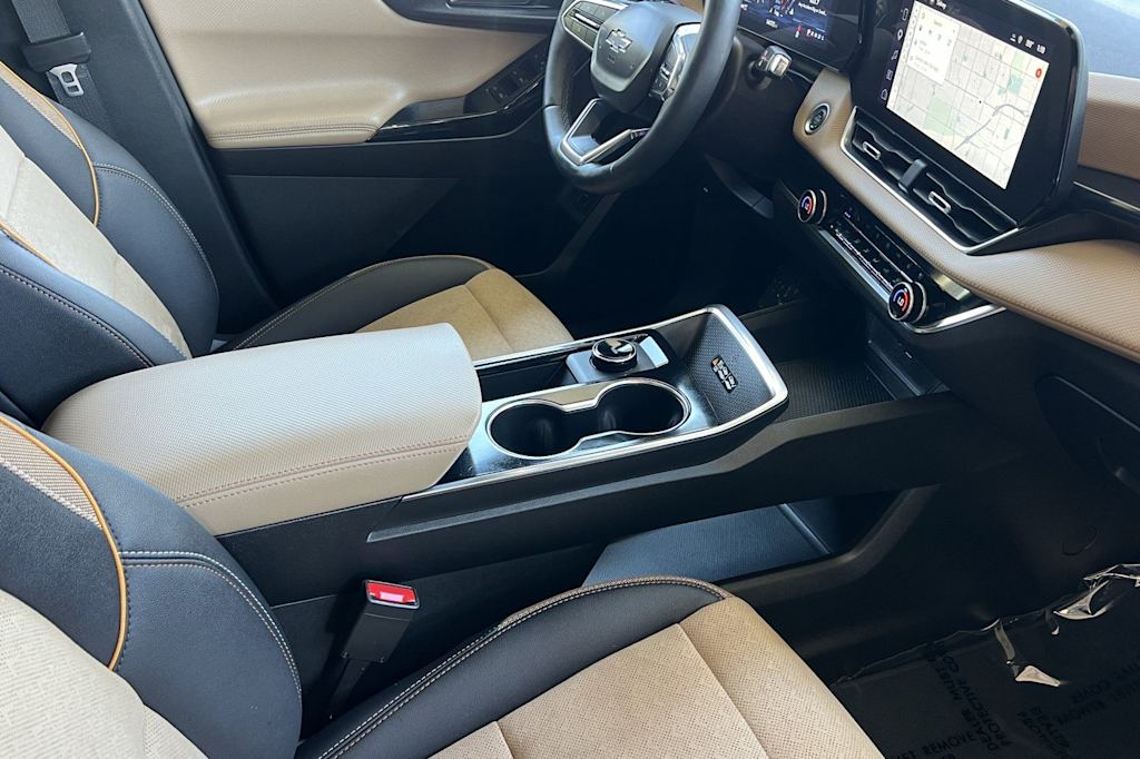 Thumbnail: 2025 Chevrolet Equinox - 12