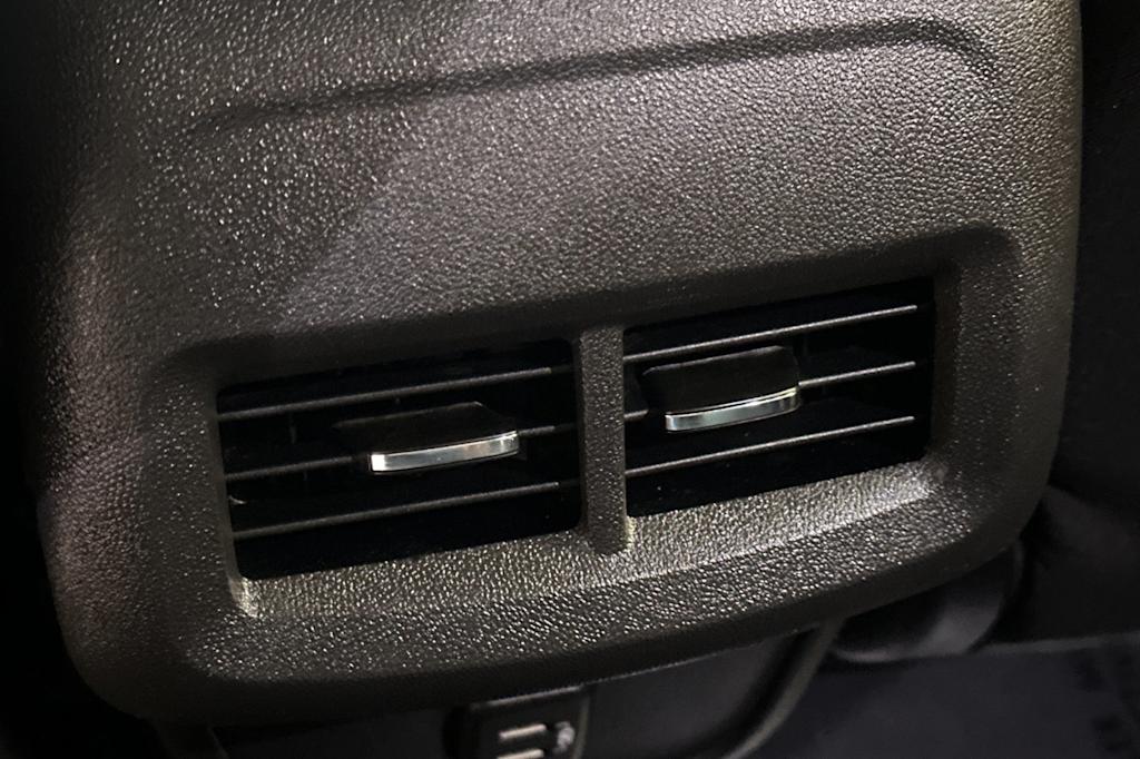 Thumbnail: 2024 Chevrolet Equinox - 25
