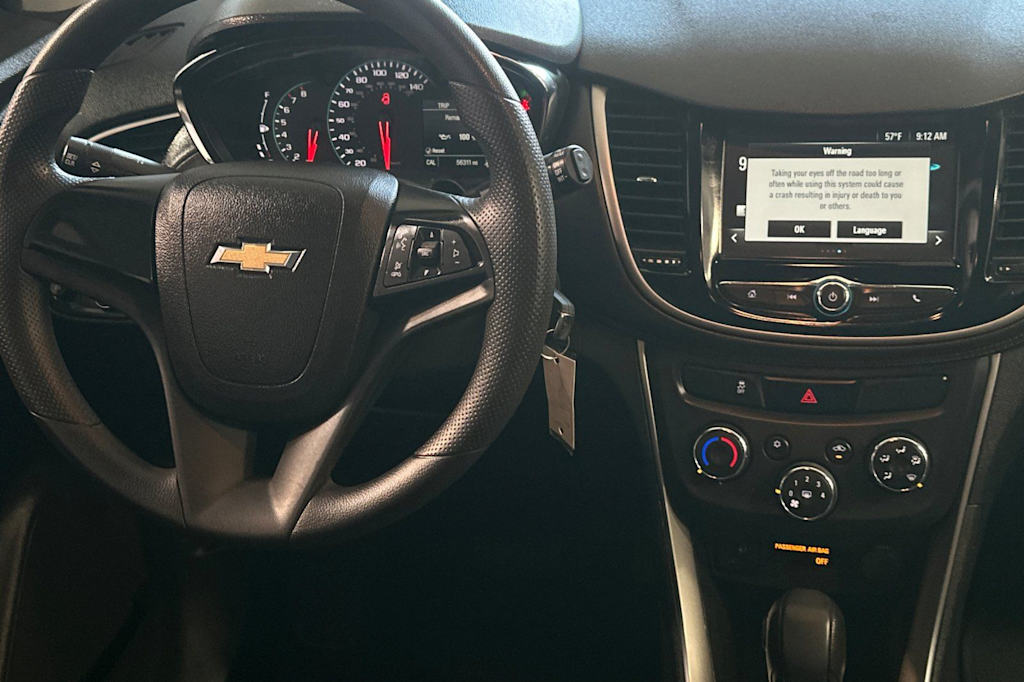 Thumbnail: 2017 Chevrolet Trax - 9