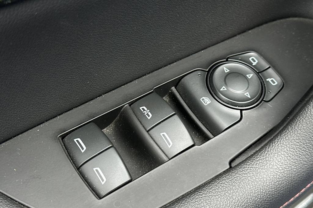 Thumbnail: 2024 Chevrolet Blazer - 24