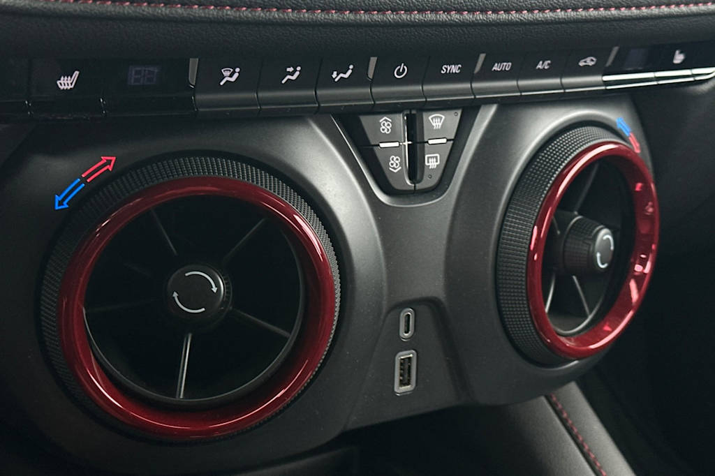 Thumbnail: 2024 Chevrolet Blazer - 26