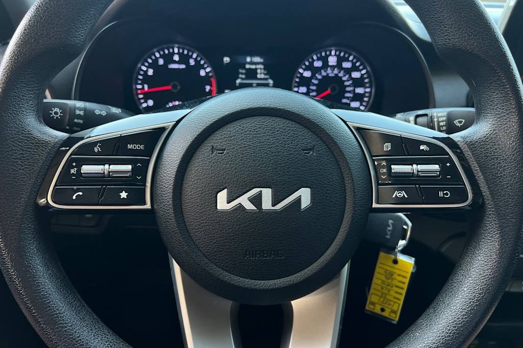 Thumbnail: 2023 Kia Forte - 26