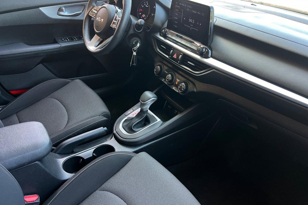 Thumbnail: 2023 Kia Forte - 12
