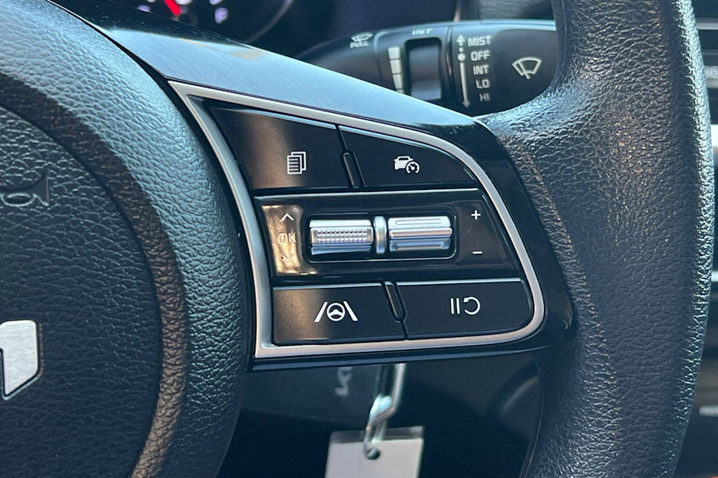 Thumbnail: 2023 Kia Forte - 28