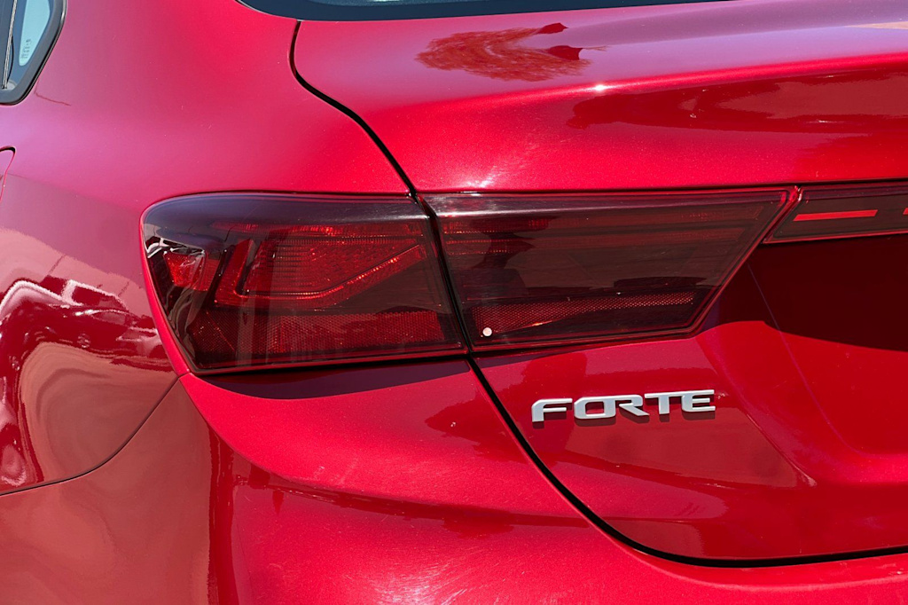 Thumbnail: 2023 Kia Forte - 33