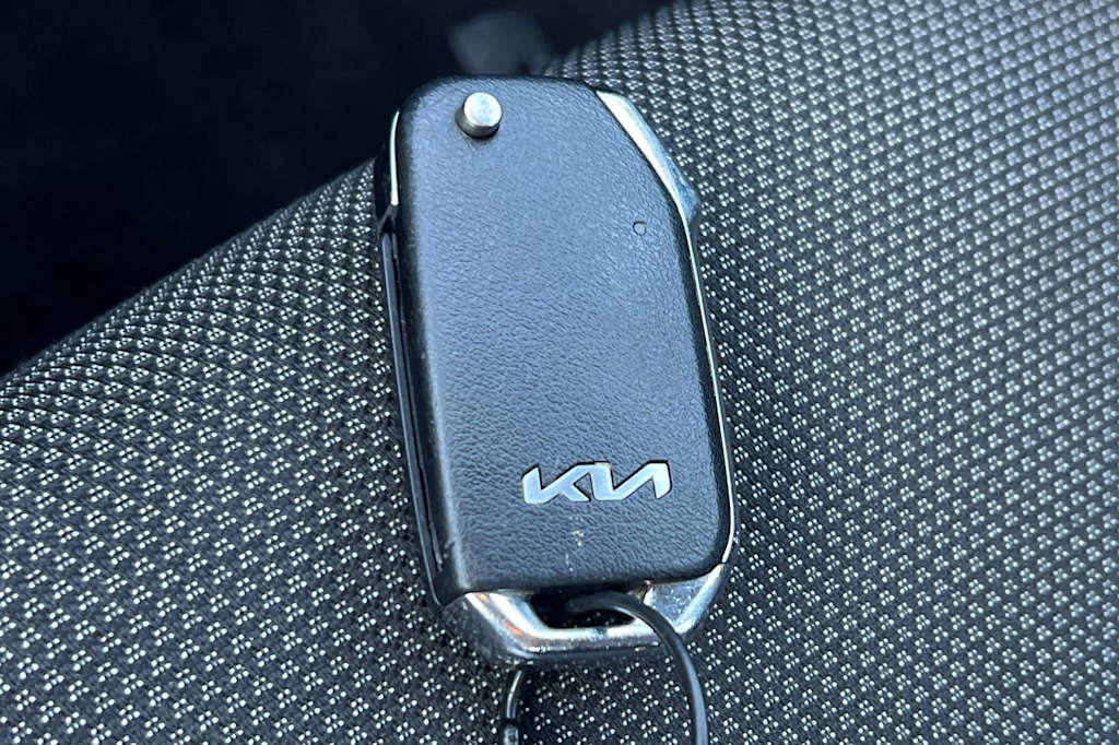 Thumbnail: 2023 Kia Forte - 17