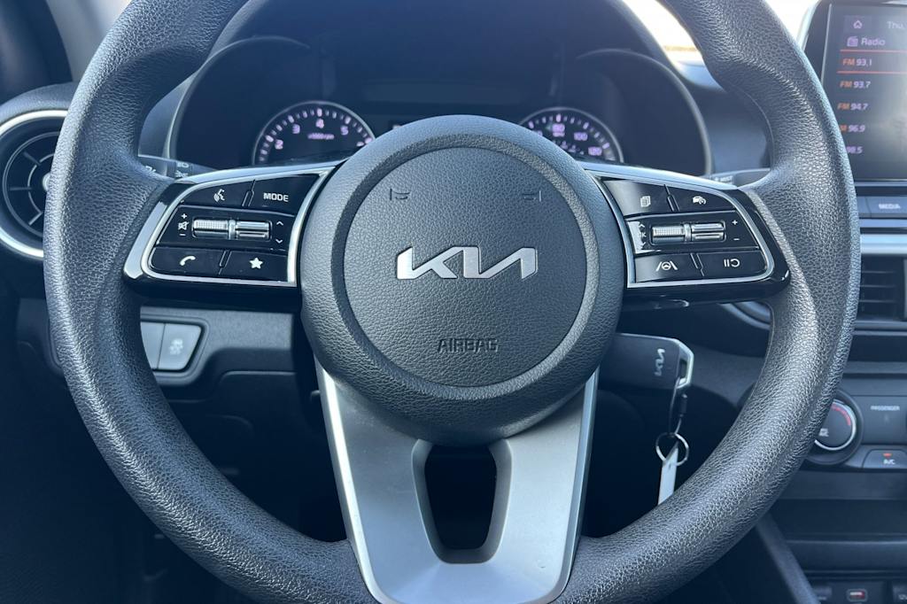 Thumbnail: 2023 Kia Forte - 13