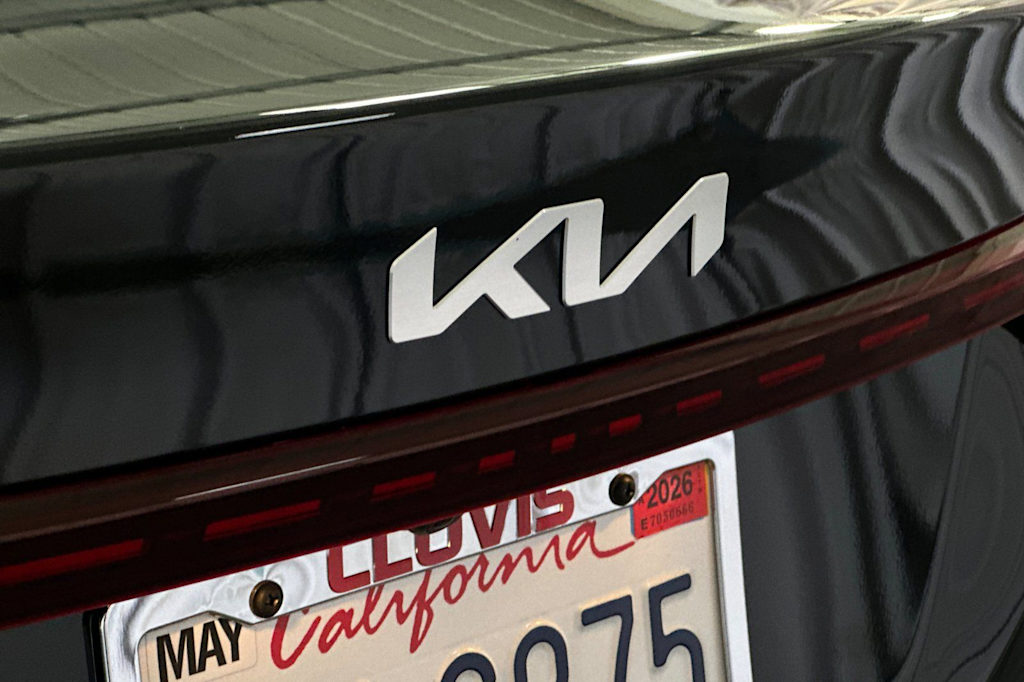 Thumbnail: 2023 Kia Forte - 7