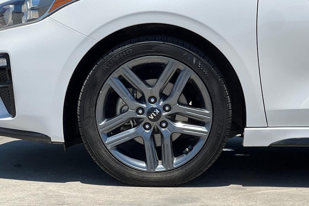 Thumbnail: 2021 Kia Forte - 8