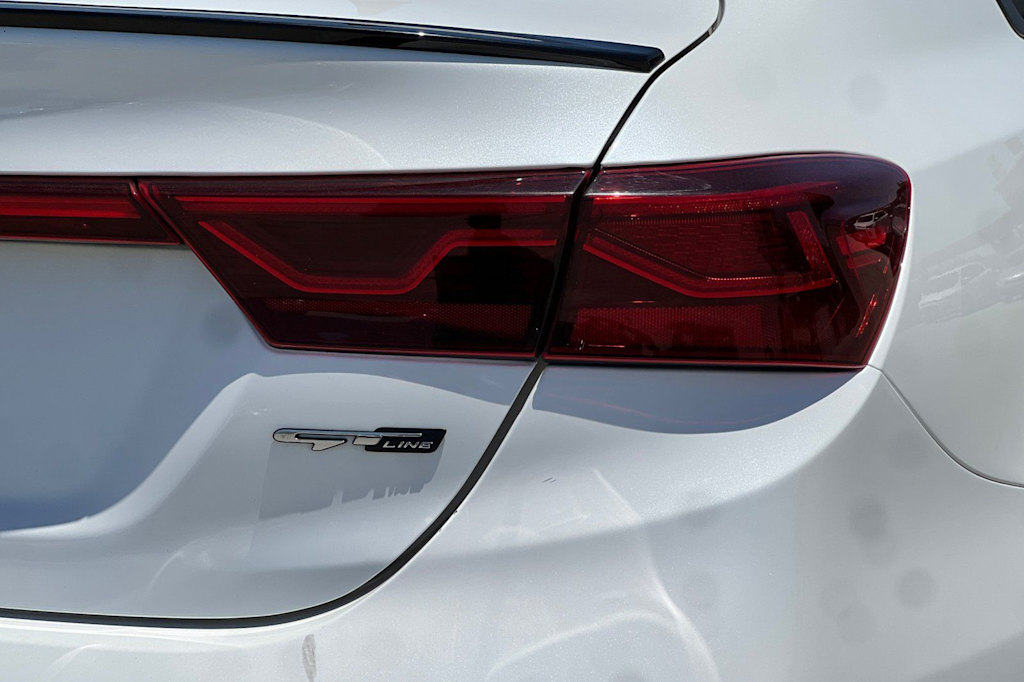 Thumbnail: 2021 Kia Forte - 34