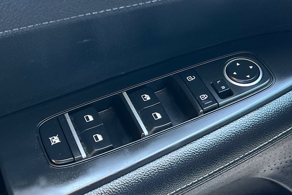 Thumbnail: 2021 Kia Forte - 23
