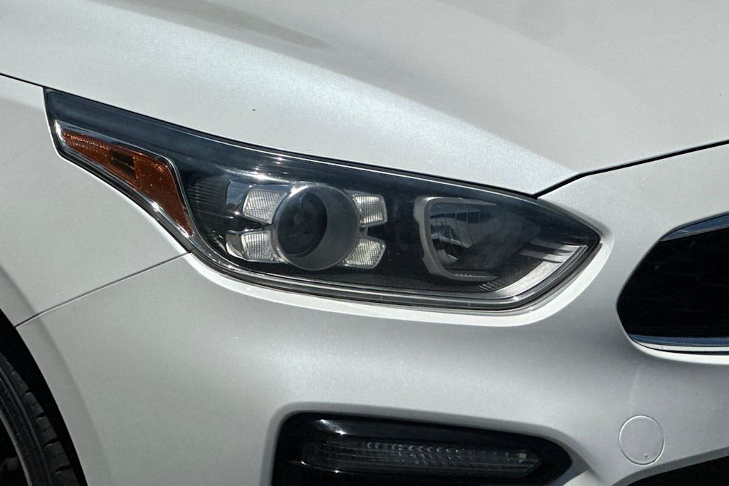 Thumbnail: 2019 Kia Forte - 33