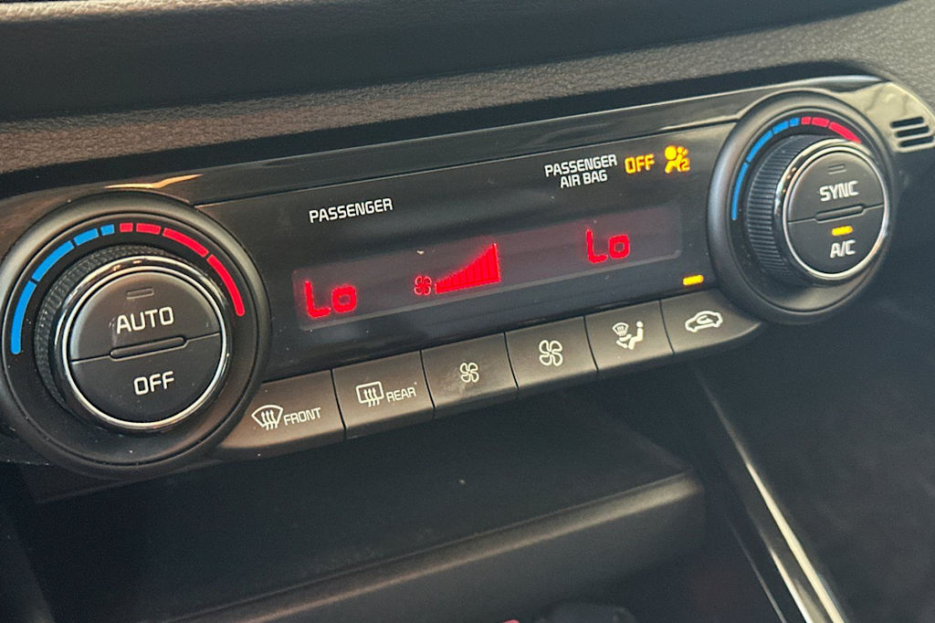 Thumbnail: 2019 Kia Forte - 26