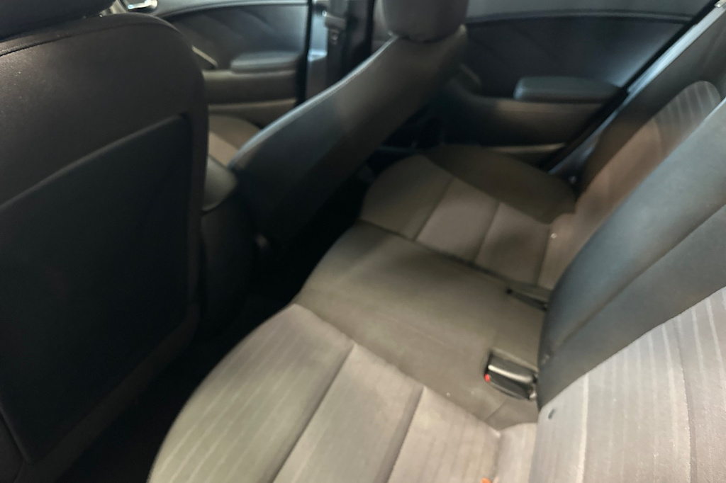 Thumbnail: 2018 Kia Forte - 11