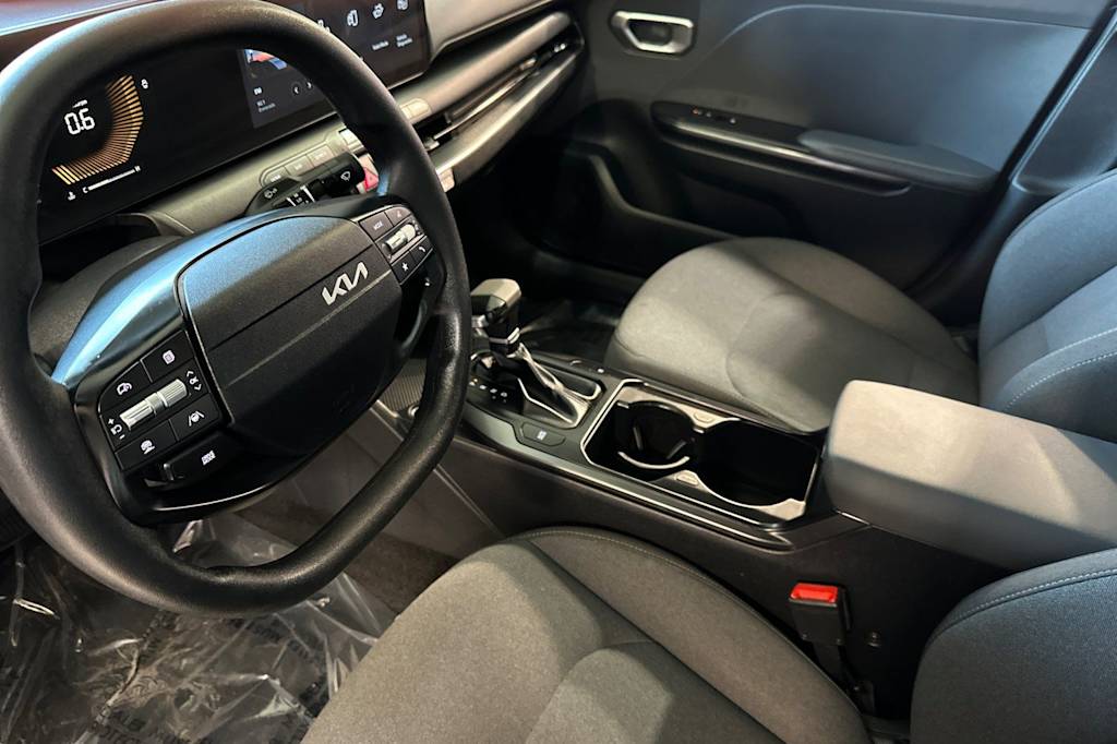 Thumbnail: 2025 Kia K4 - 9