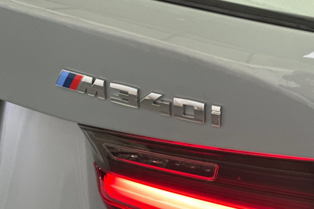 Thumbnail: 2023 BMW 3 Series - 7