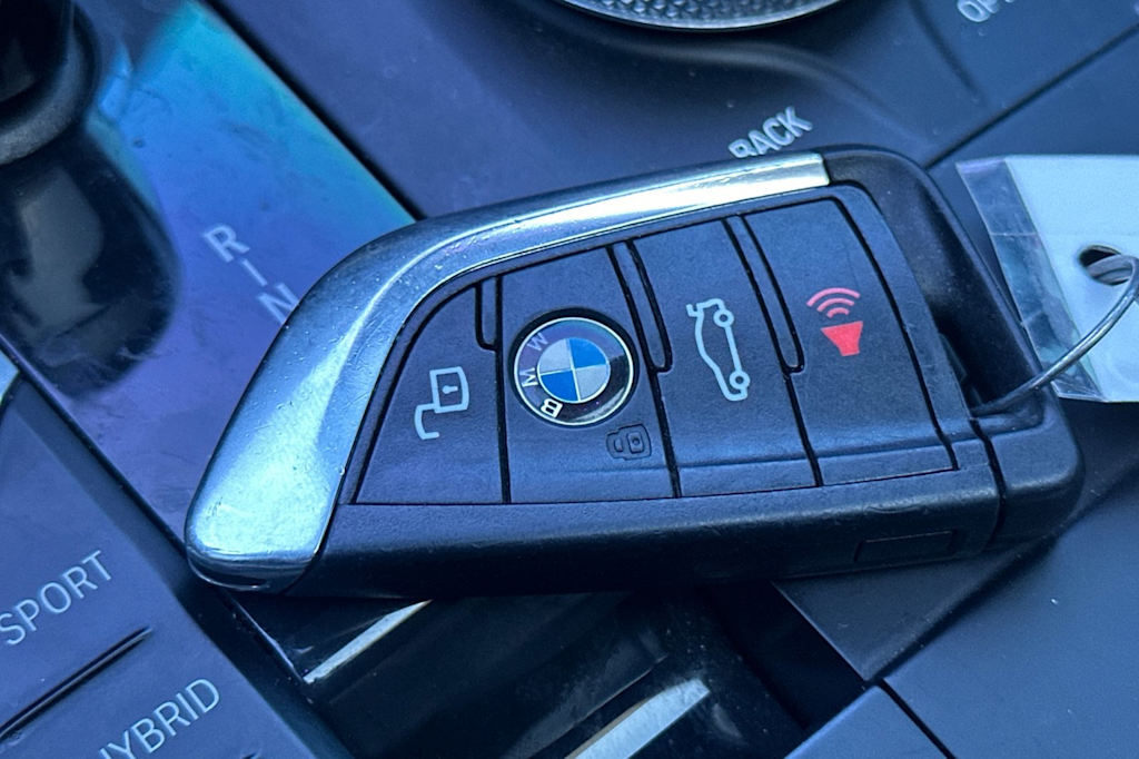 Thumbnail: 2021 BMW 3 Series - 16