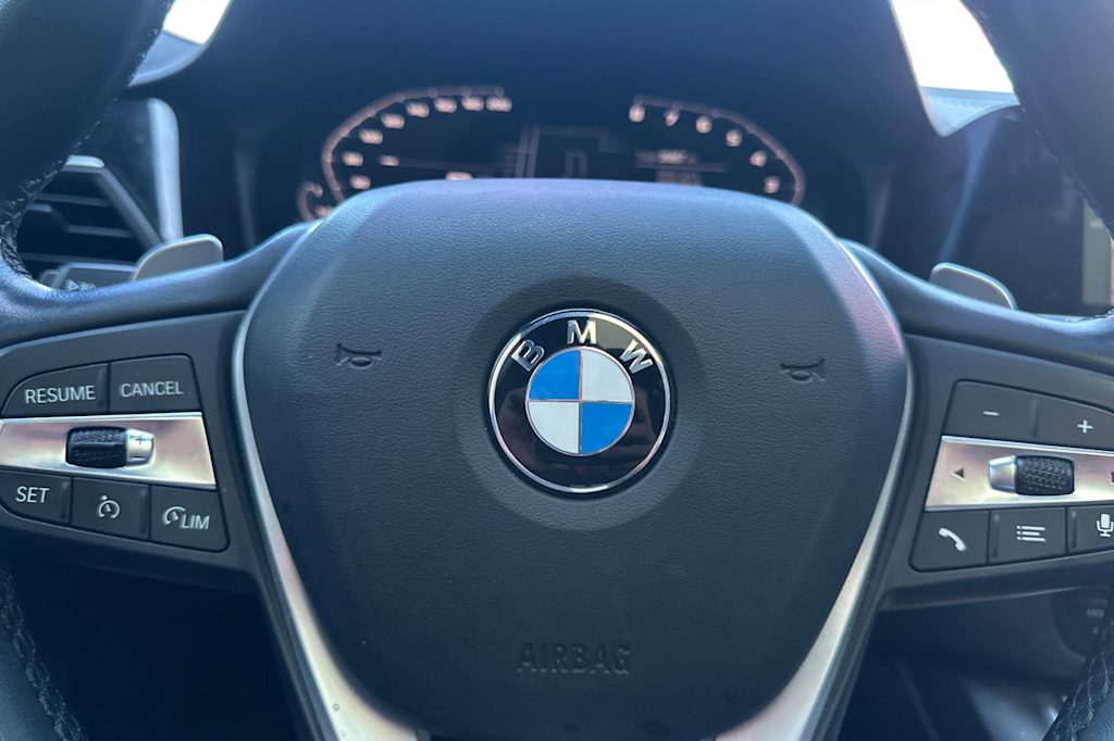 Thumbnail: 2021 BMW 3 Series - 26