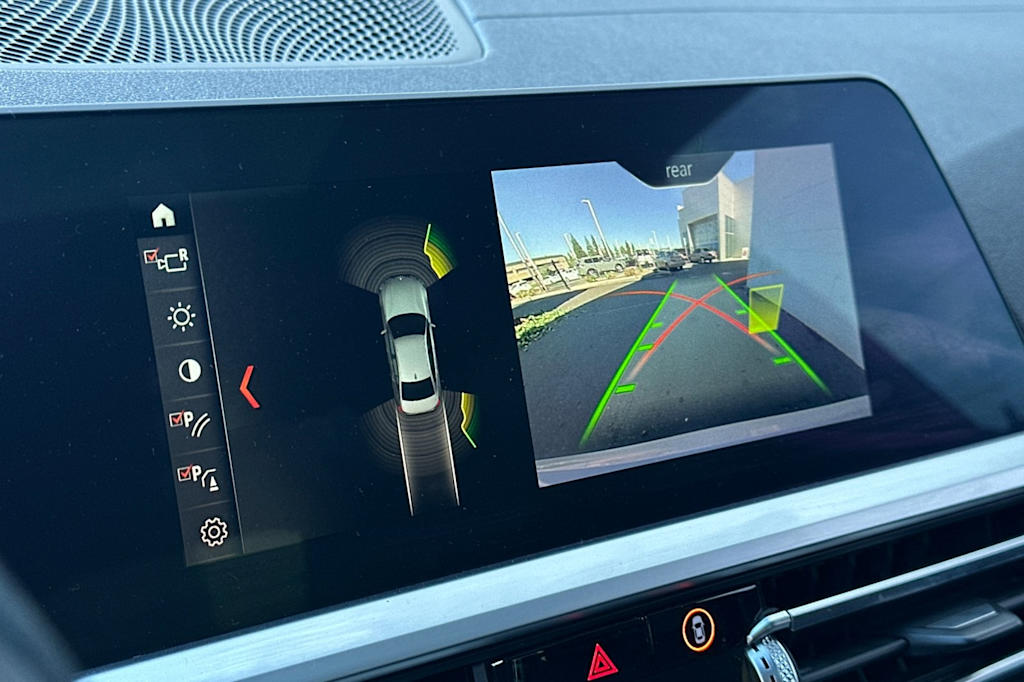 Thumbnail: 2020 BMW 3 Series - 25