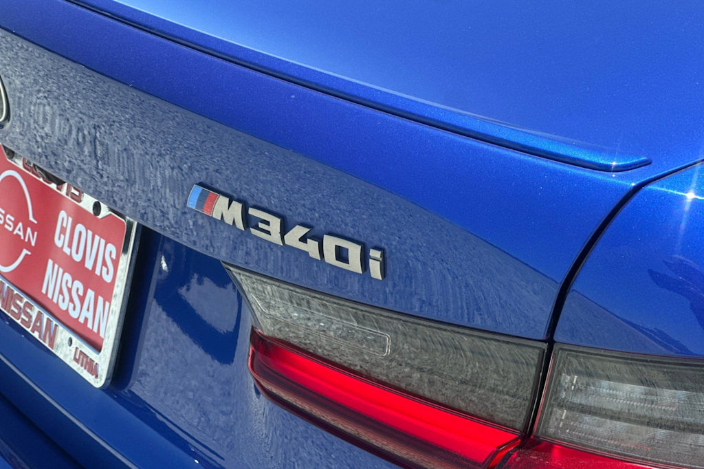 Thumbnail: 2022 BMW 3 Series - 36