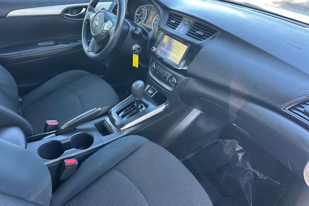Thumbnail: 2019 Nissan Sentra - 13