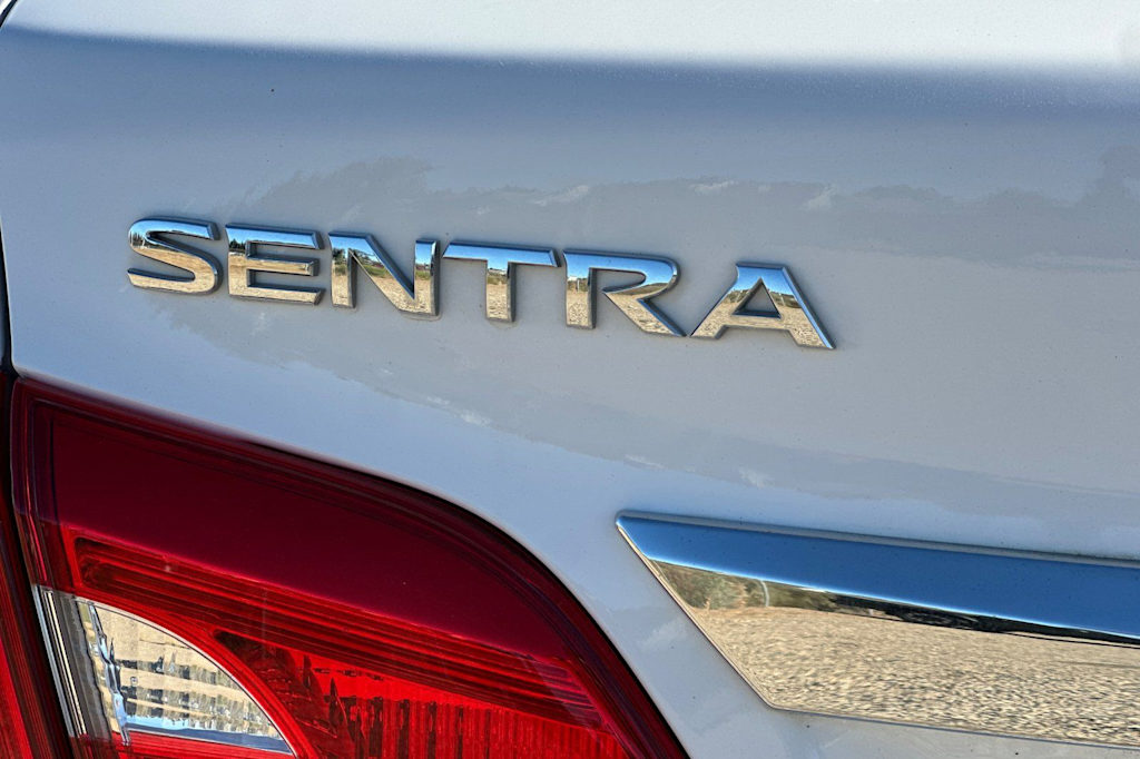 Thumbnail: 2019 Nissan Sentra - 7