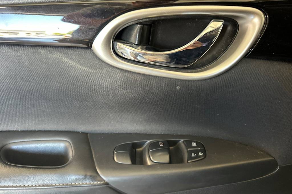 Thumbnail: 2019 Nissan Sentra - 22