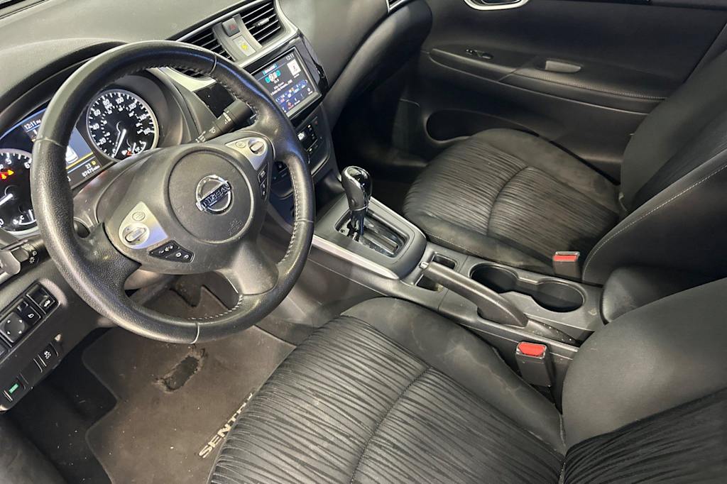 Thumbnail: 2019 Nissan Sentra - 9