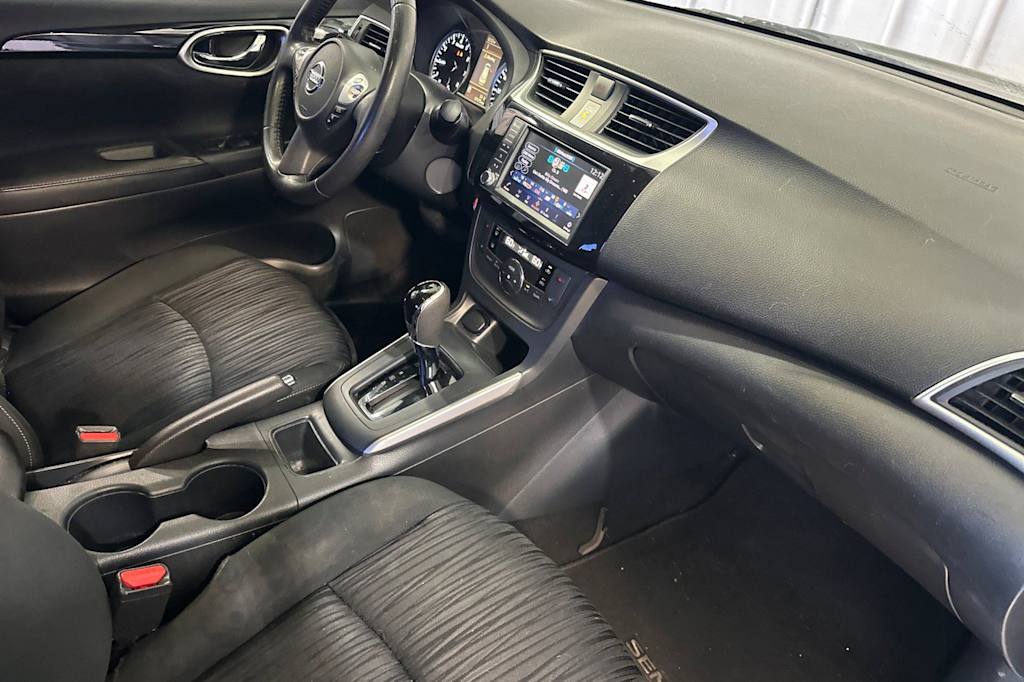 Thumbnail: 2019 Nissan Sentra - 13