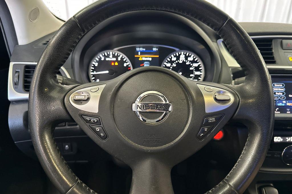 Thumbnail: 2019 Nissan Sentra - 26