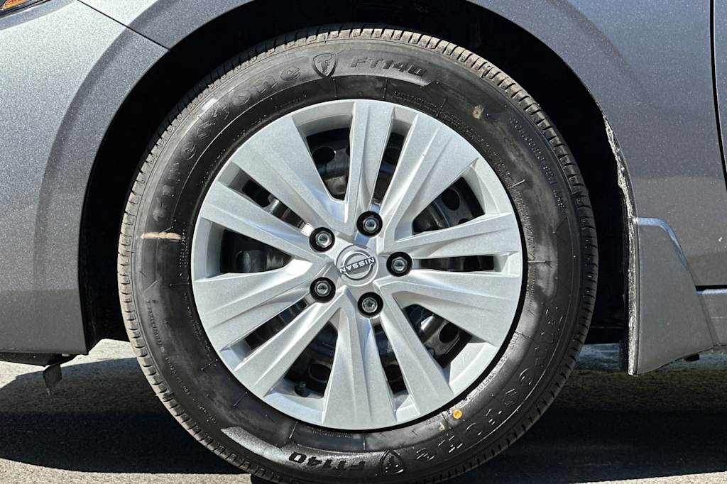 Thumbnail: 2025 Nissan Sentra - 8