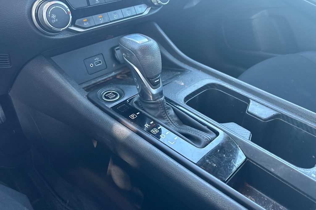 Thumbnail: 2021 Nissan Sentra - 14
