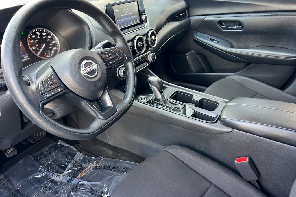 Thumbnail: 2025 Nissan Sentra - 9