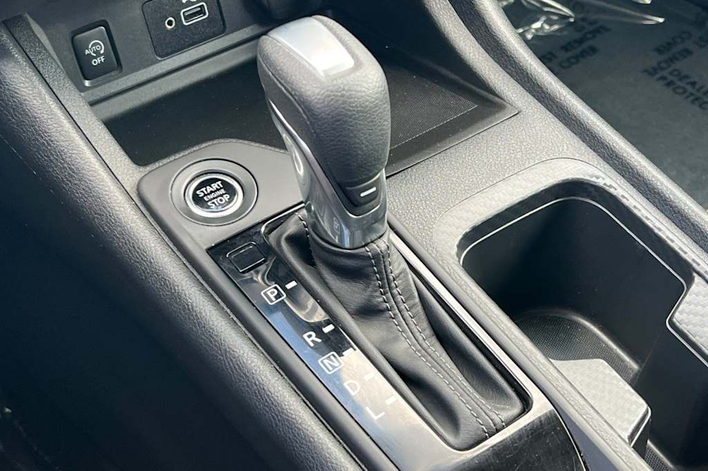 Thumbnail: 2024 Nissan Sentra - 15